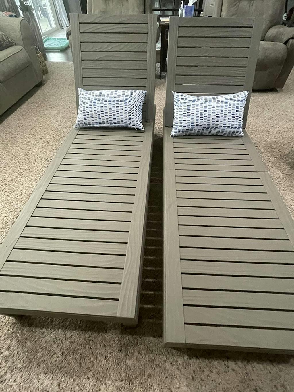 Resin Modern Outdoor Chaise Lounge in Grey Bluu