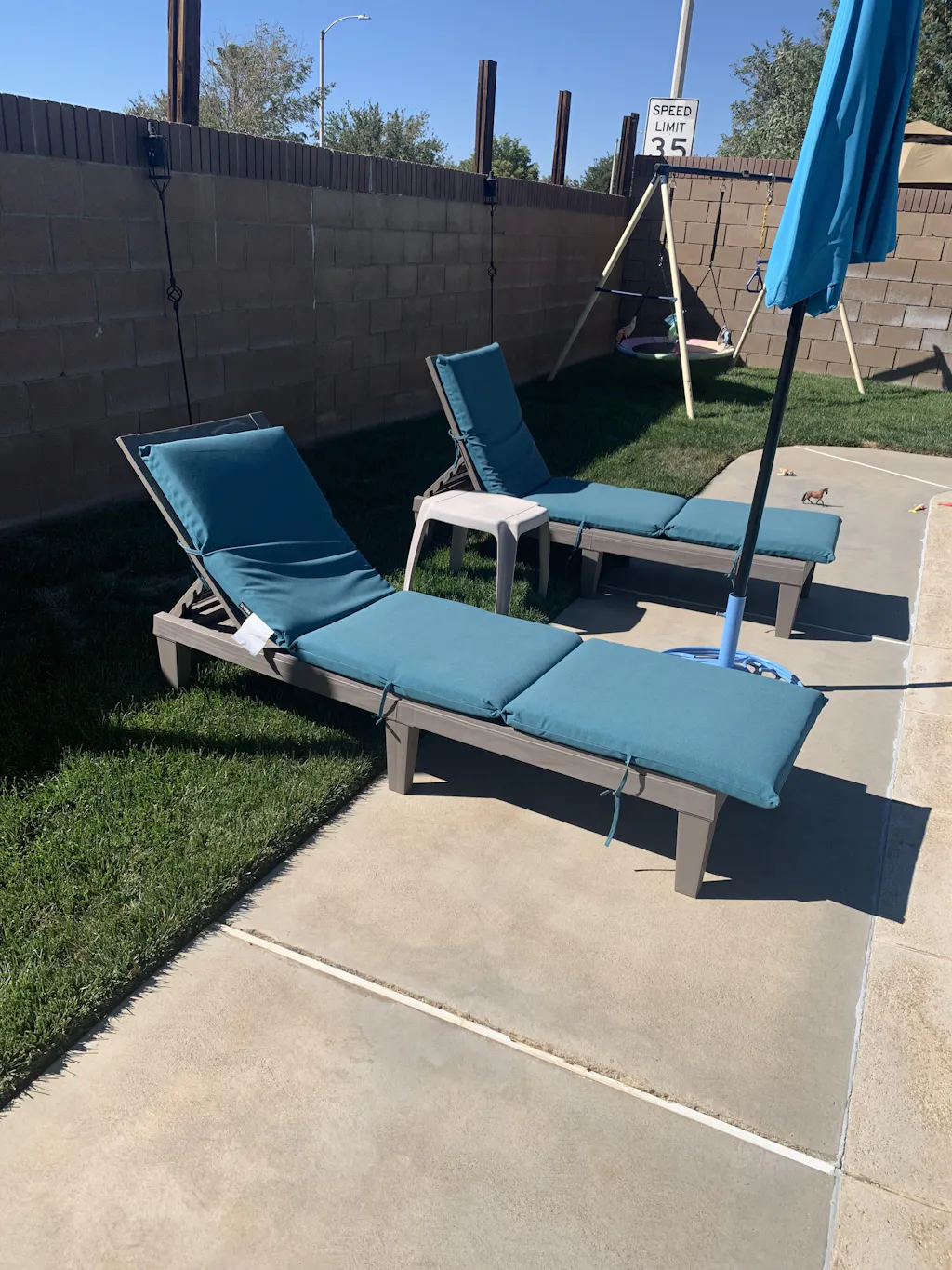 Bluu Outdoor Chaise Lounge Patio Chair