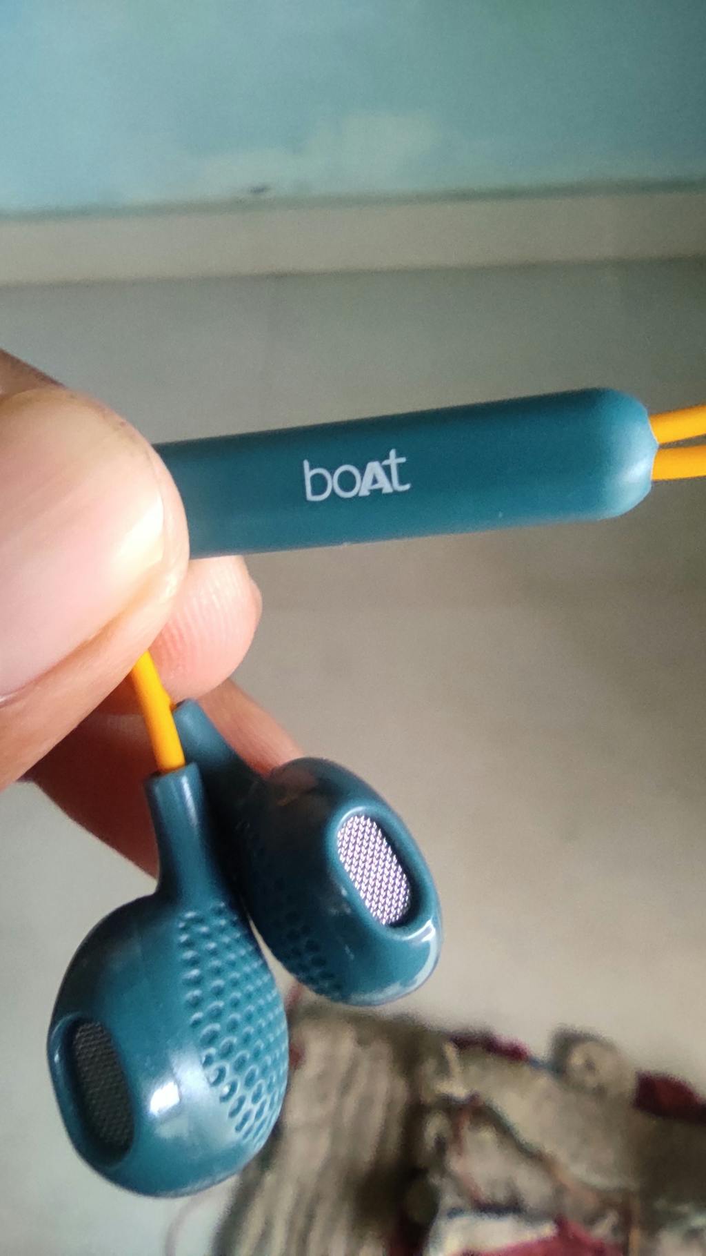 BOAT BassHeads 104 boAt Lifestyle