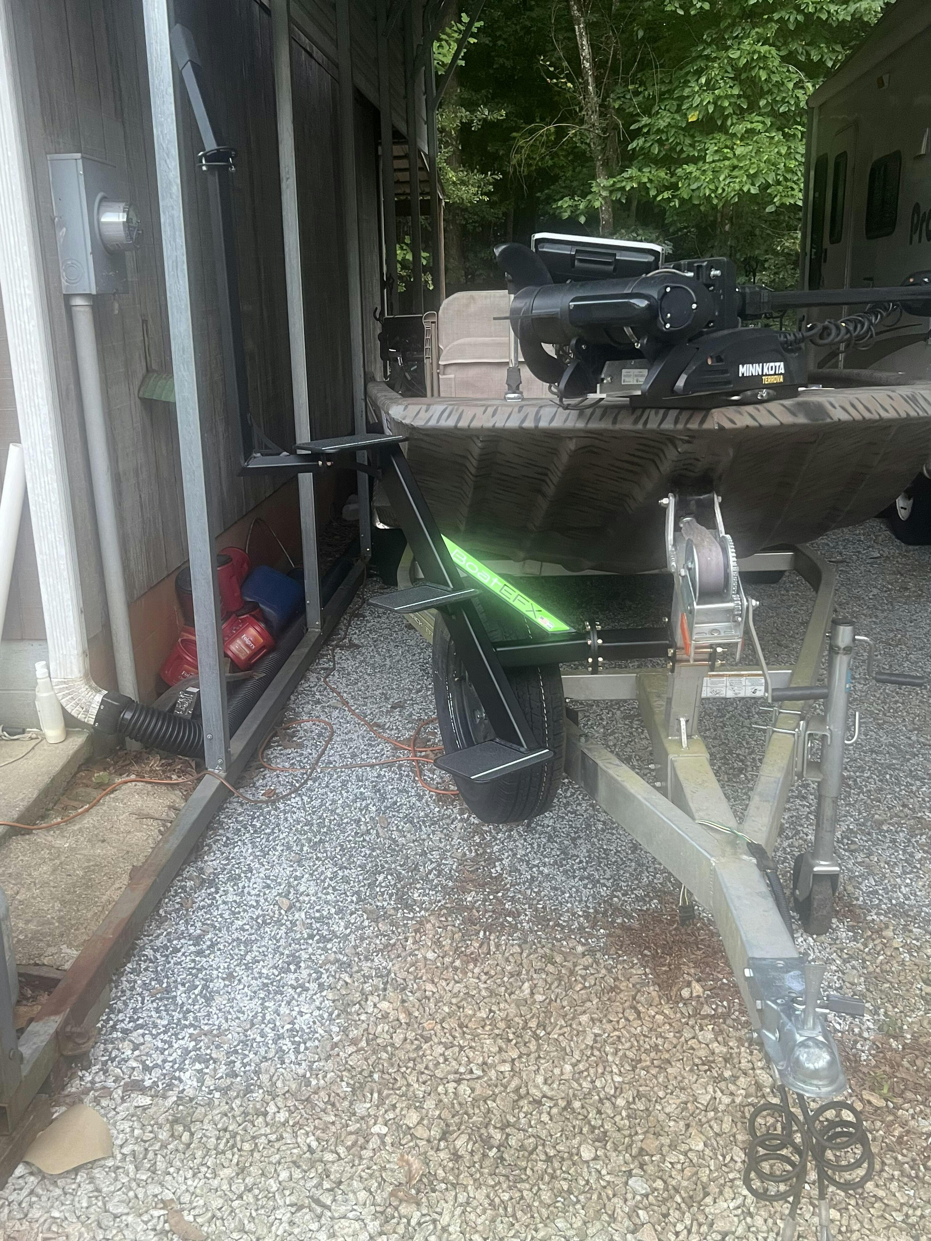 Xpress Boats® Trailer Steps BoatEFX