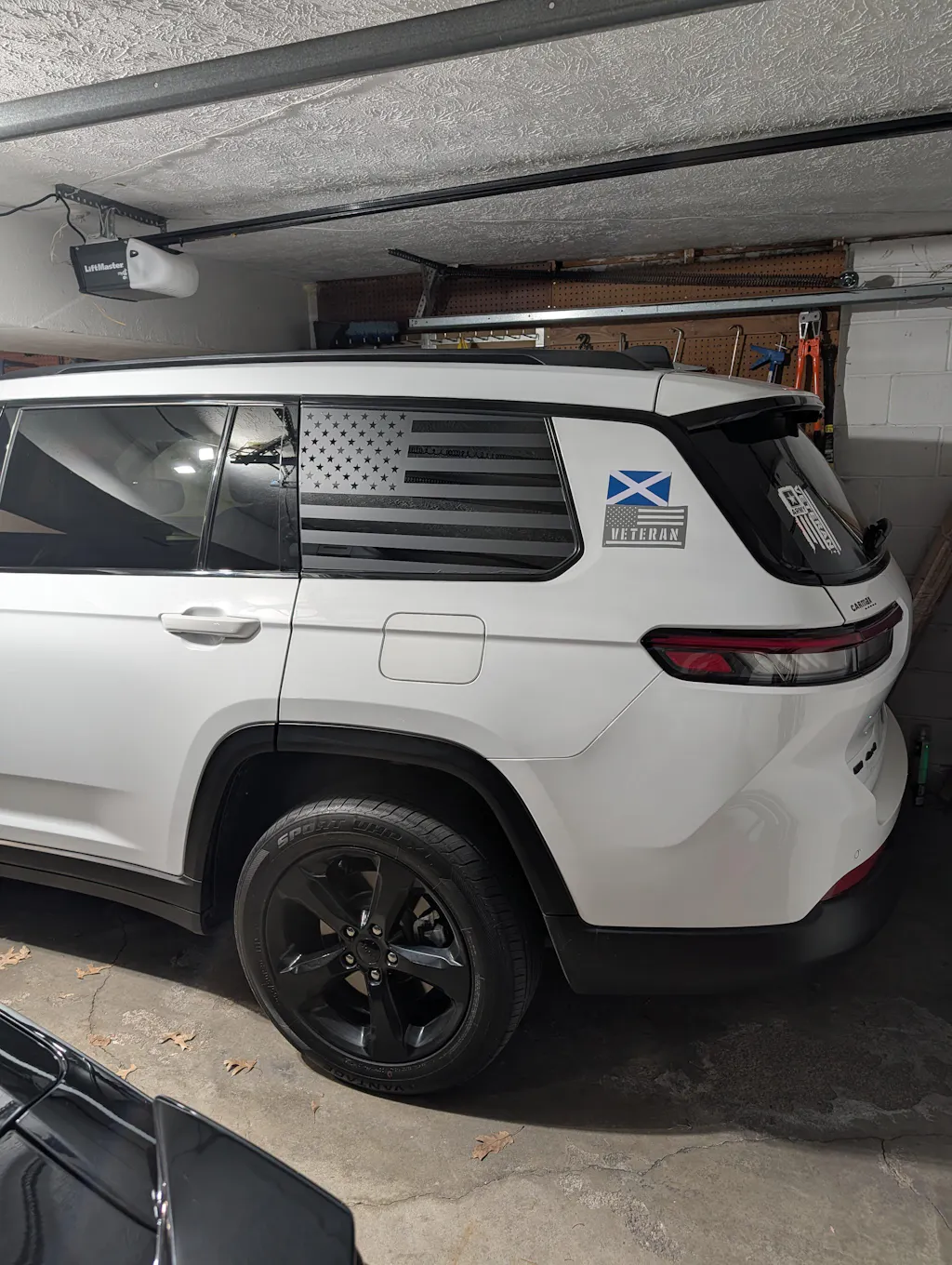 American Flag Window Decal for Jeep Grand Cherokee L 2021–2025 – Precut Matte Black Vinyl