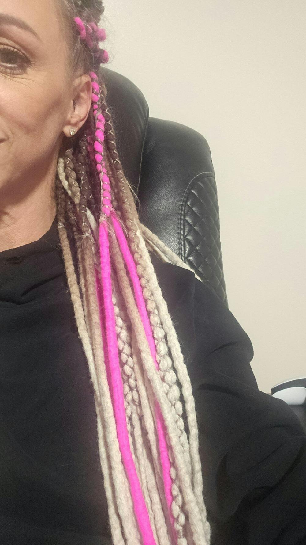 Neon pink wool dreads without decoration (Set of 10 pcs)