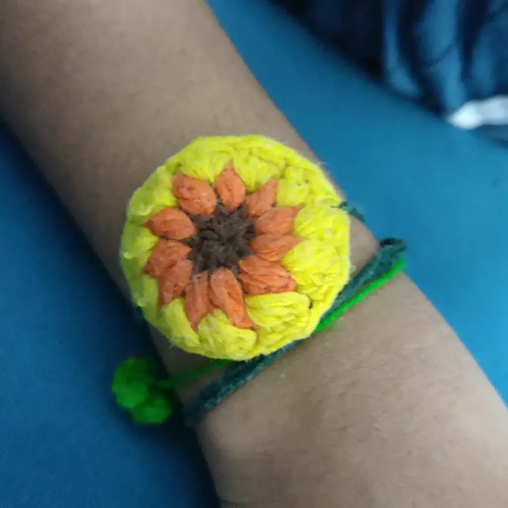 Buy Beautiful Eco Friendly Handmade Flower Rakhi Online