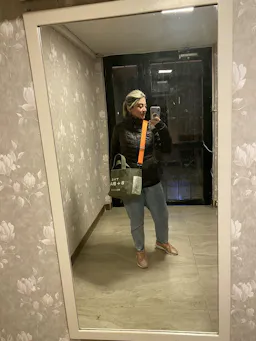 Ayşegül K.