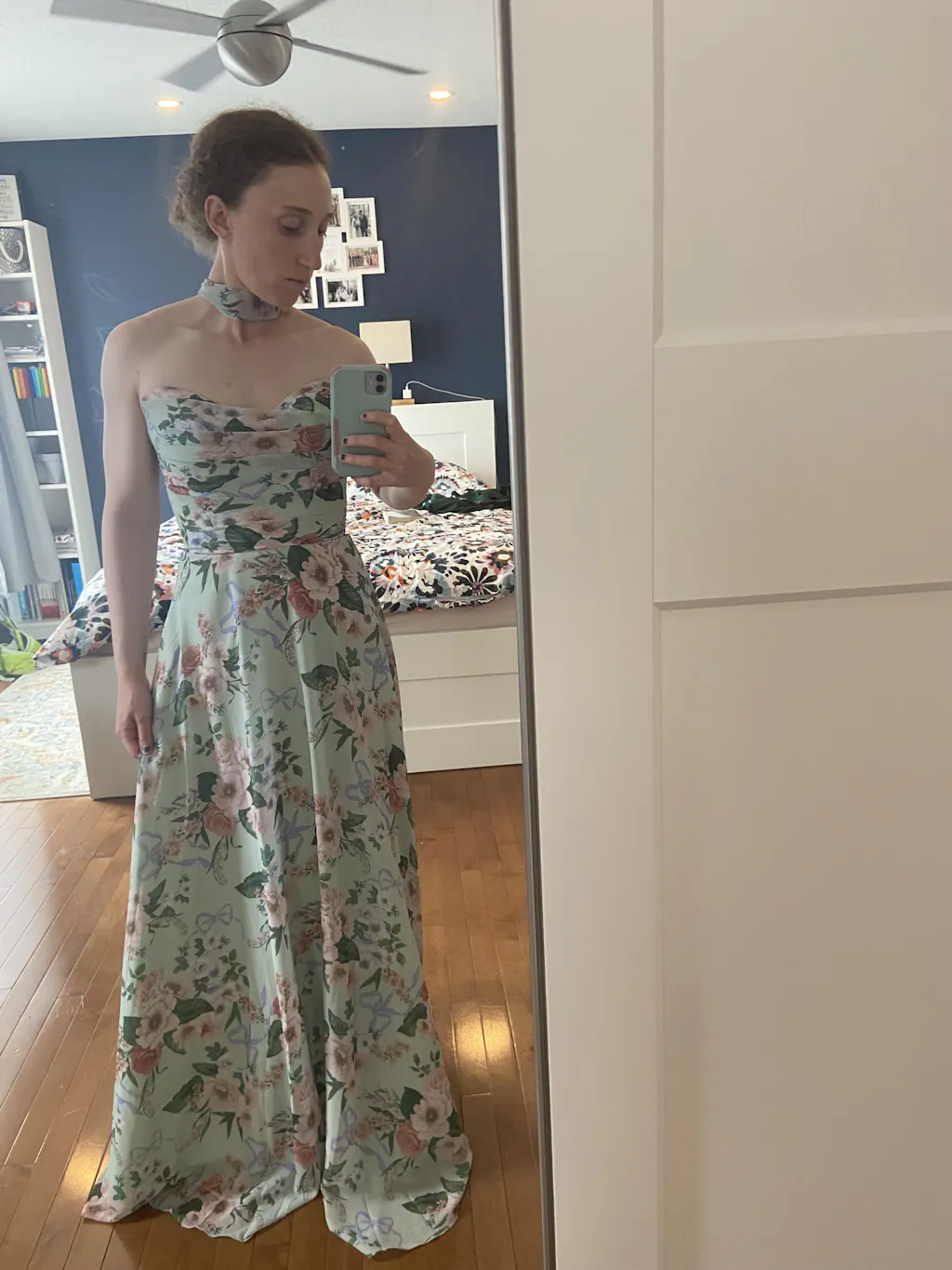 Yujun | Maxi Floral with Sweetheart Neckline and Scarf