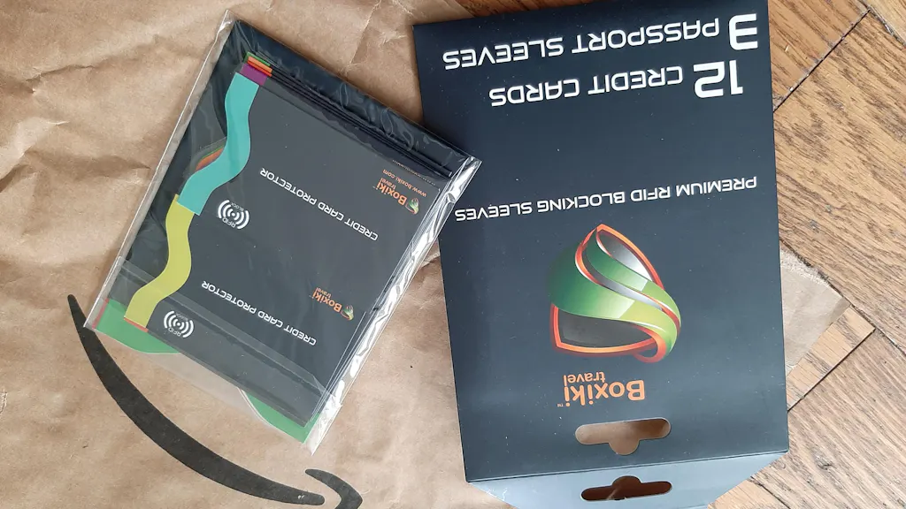 Boxiki Travel RFID Blocking Sleeves, Set with Color Coding | Identity Theft  Prevention RFID Blocking Envelopes and Passport Covers (sku: W8-3OIE-WHZH)  | Boxiki | Reviews on Judge.me
