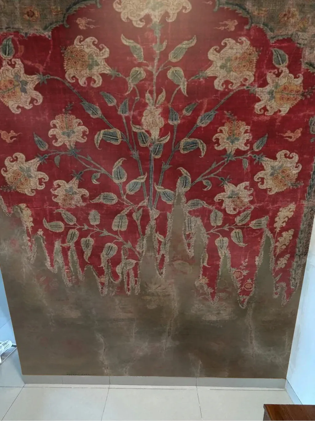 Silk Twilight: “Kaleen” Wallpaper