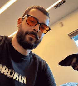 Flow® | Unisex Red Lens Blue Light Glasses