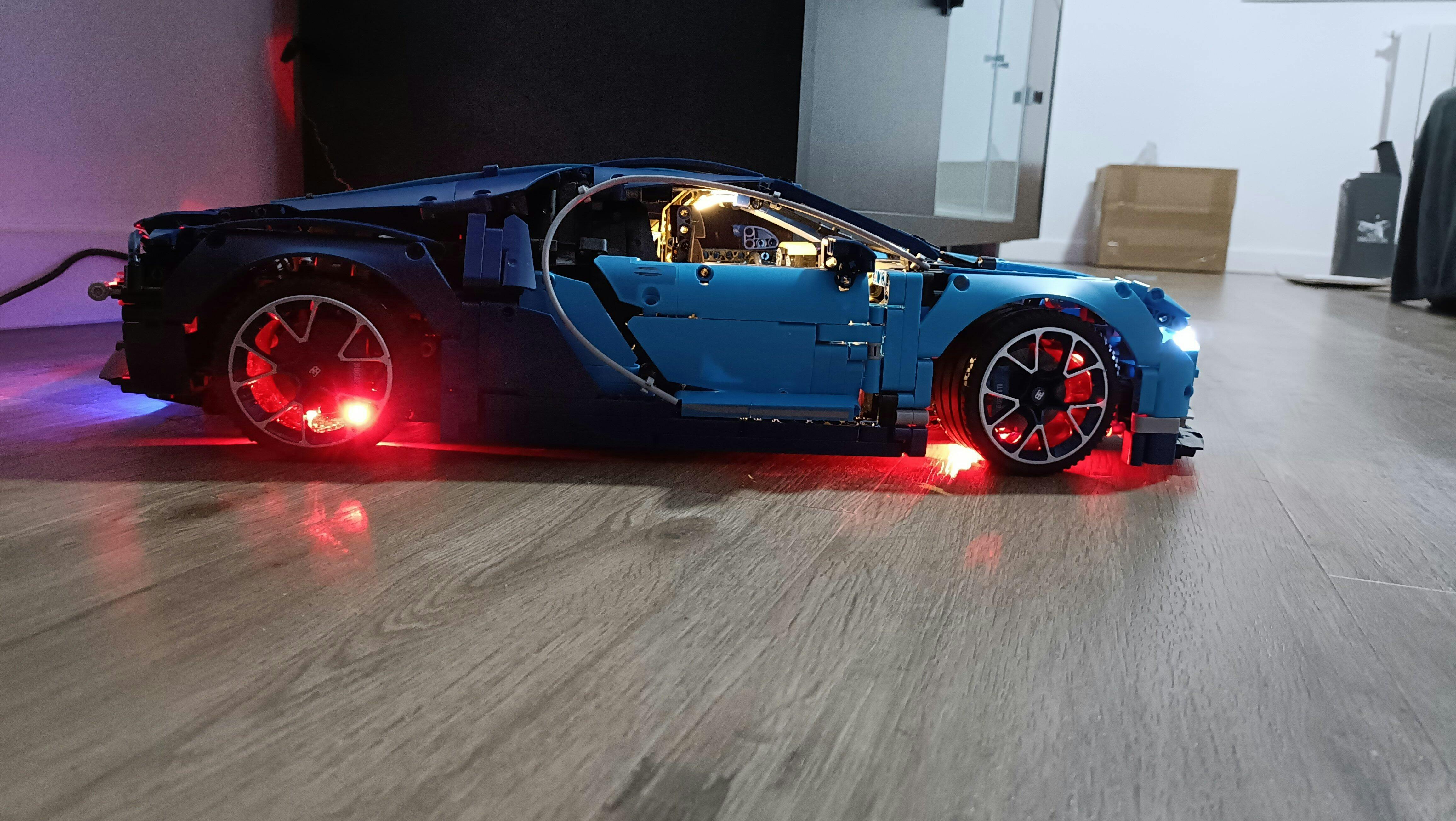 BrickBling Lichtset für LEGO Technic Bugatti Chiron 42083