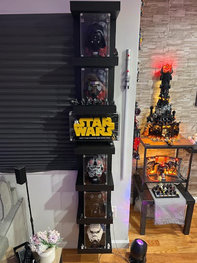 Display Case for 75274 - TIE Fighter Pilot Helmet