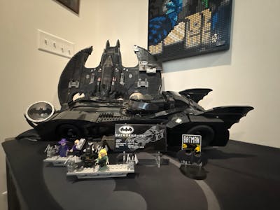 LEGO 1989 Batmobile Display Stand (76139: Batman)