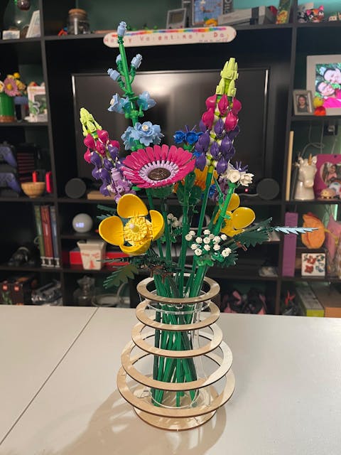 Floating Rings Vase for LEGO Flowers and Bouquets