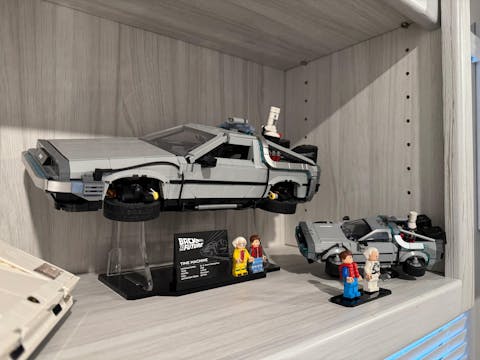Display Stand for LEGO Icons Back to the Future Time Machine 2022 (10300)