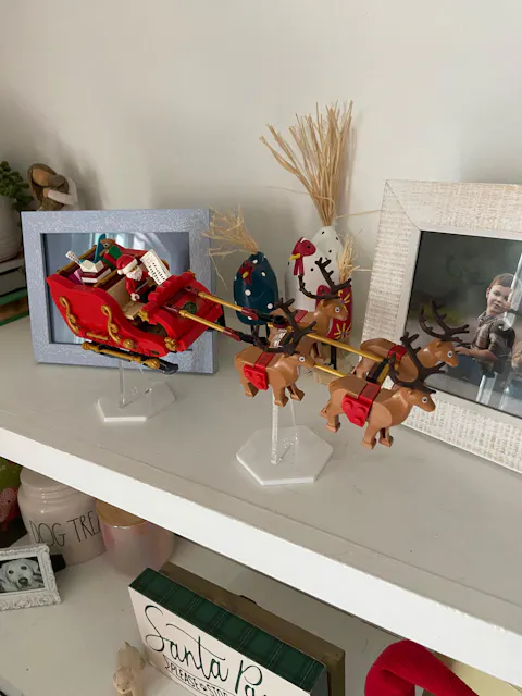 Display Stand for LEGO Winter Village Santa's Sleigh (40499)