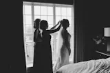 MESMERIZING Beaded Fingertip Veil (Pearls & Crystal Beads)