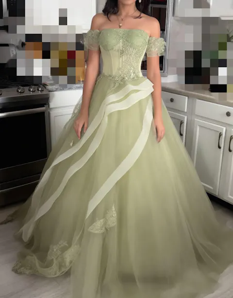 Off-the-Shoulder Green A-Line Evening Dress Strapless Lace Printed Formal Dress