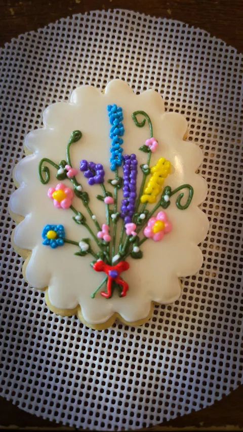 Scalloped Oval Cookie Cutter