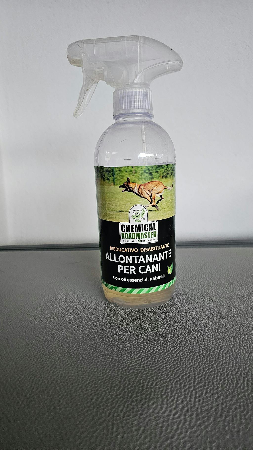 Spray repelent pentru câini, din uleiuri esențiale, foarte eficient, soluție anti urinat, inofensiv pentru oameni, animale, 500 ml