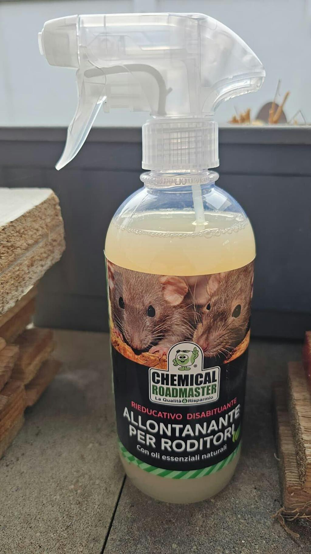 Spray repelent pentru șoareci și șobolani, din uleiuri esențiale, fără otravă, foarte eficient, inofensiv pentru oameni, 500 ml