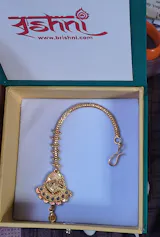 Ritu-Small Tikli