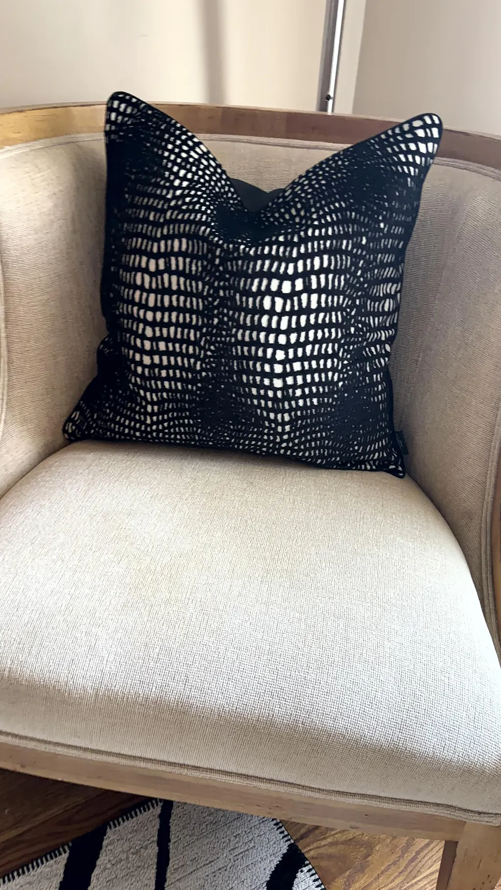 Pillow Perfect Cuscini Rettangolari Addie Night - Set Da 2 - Nero E Bianco - Per Esterno E Interno - 47x29 Cm