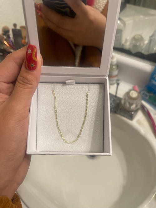 14k Yellow Gold Valentino Chain