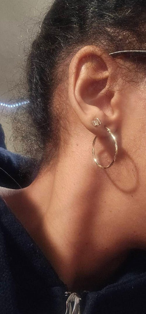 14K Twisted Hoop Earrings - 1.5mm Thick