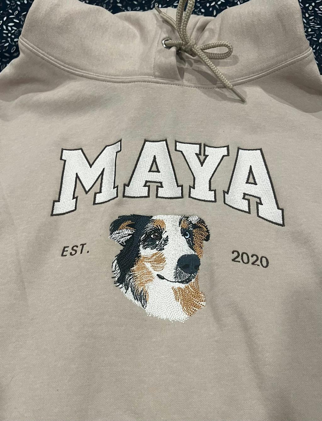 Hoodie personnalisé Mascotte brodé