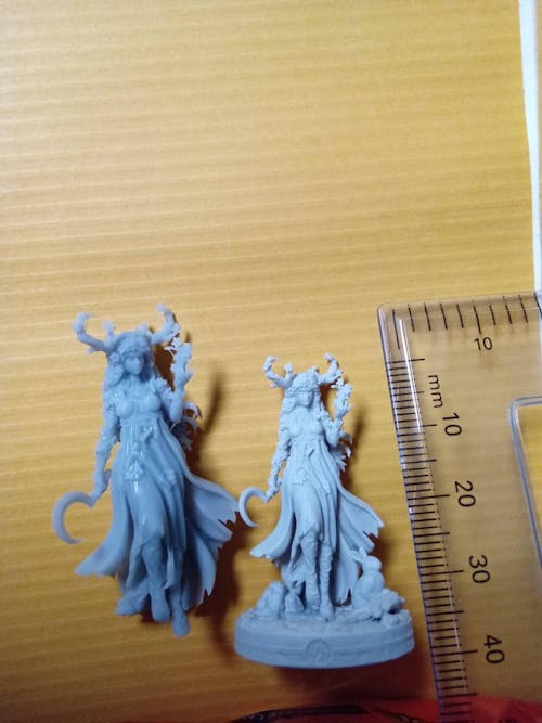 Alyndra, Circle Of The Land Druid | Miniature By Crippled God Foundry | For Tabletop Gaming, D&D, Pathfinder, Painting | Assembled And Primed