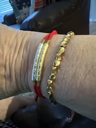 Red string bracelet