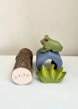 Ostheimer Frog Sitting