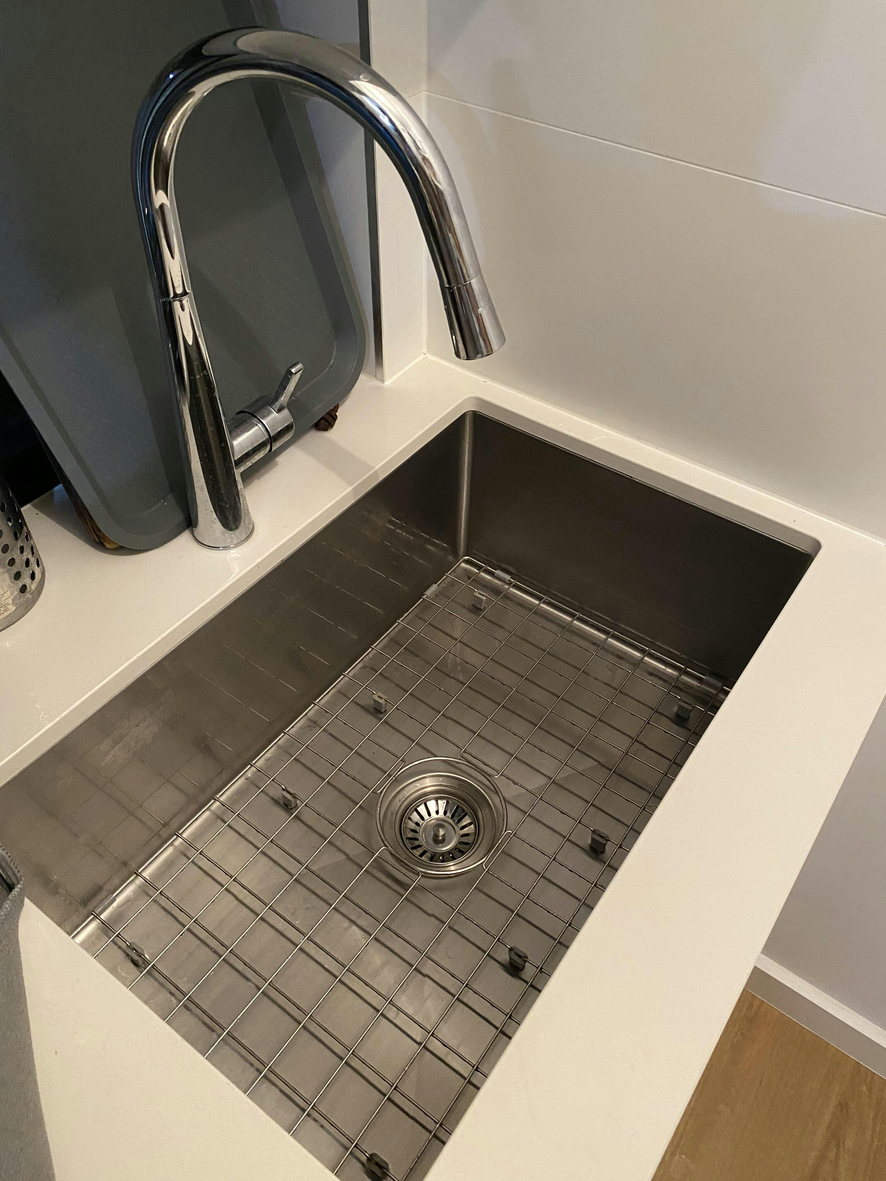 Avisa 700 Sink Protector Grid Buildmat