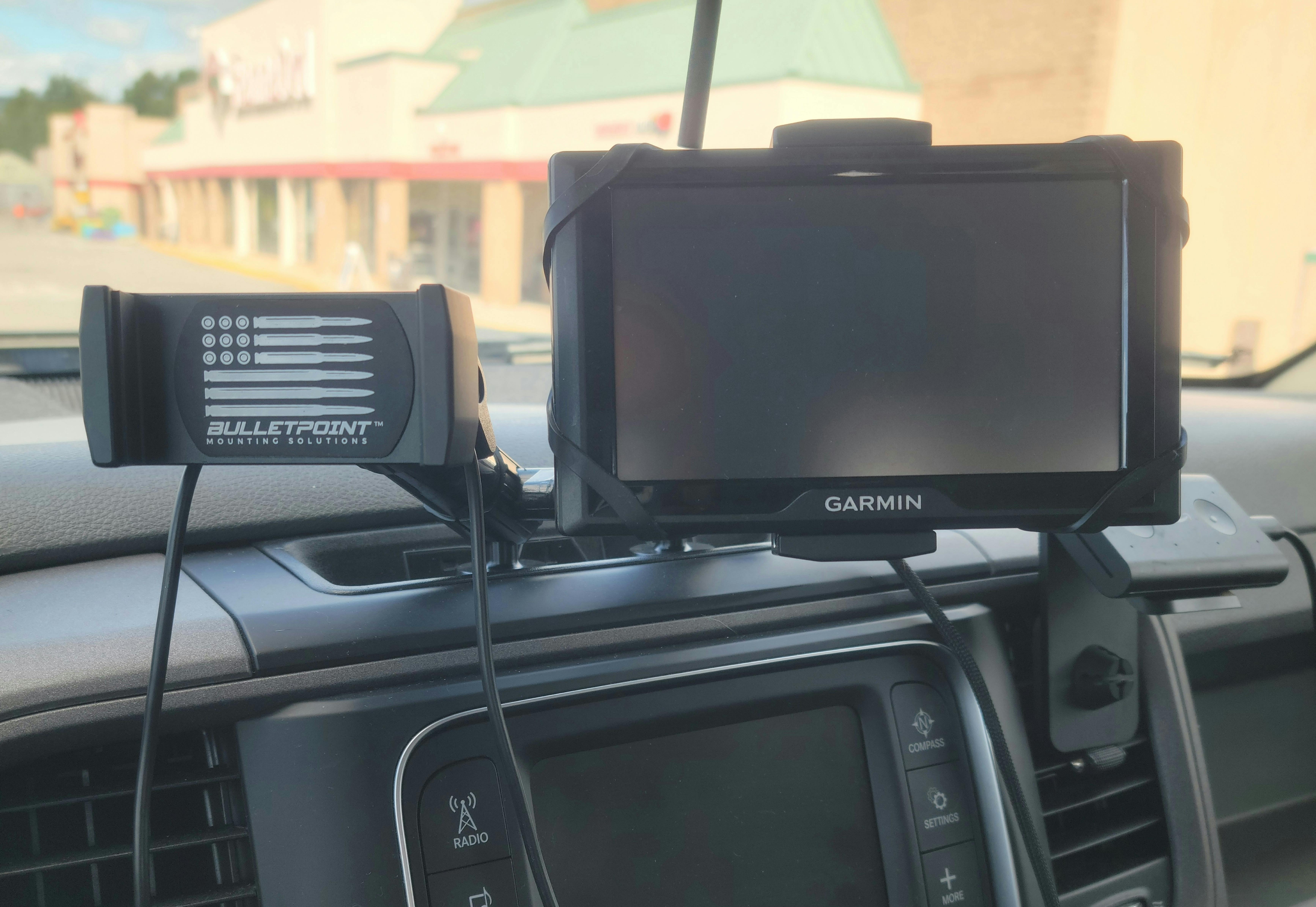 Bulletpoint RAM Truck Phone Mount Metal Series 2013-2018 - Bulletpoint ...