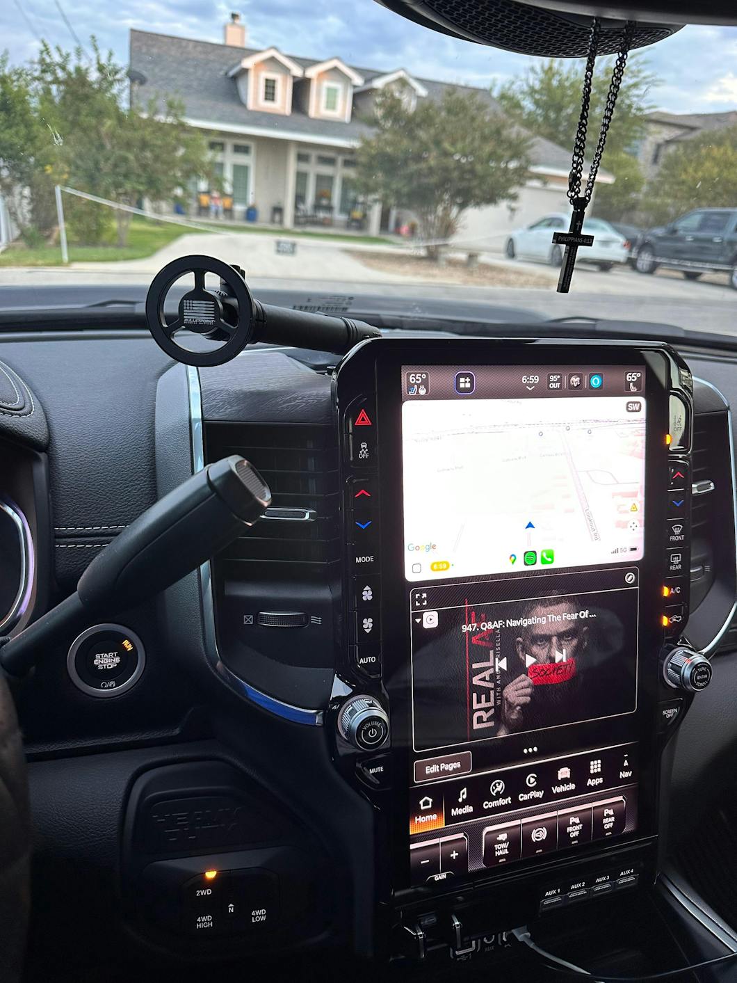 RubiGrid® V2 2019+ RAM Truck 1500/2500/3500/4500/5500 + TRX Dash Mount