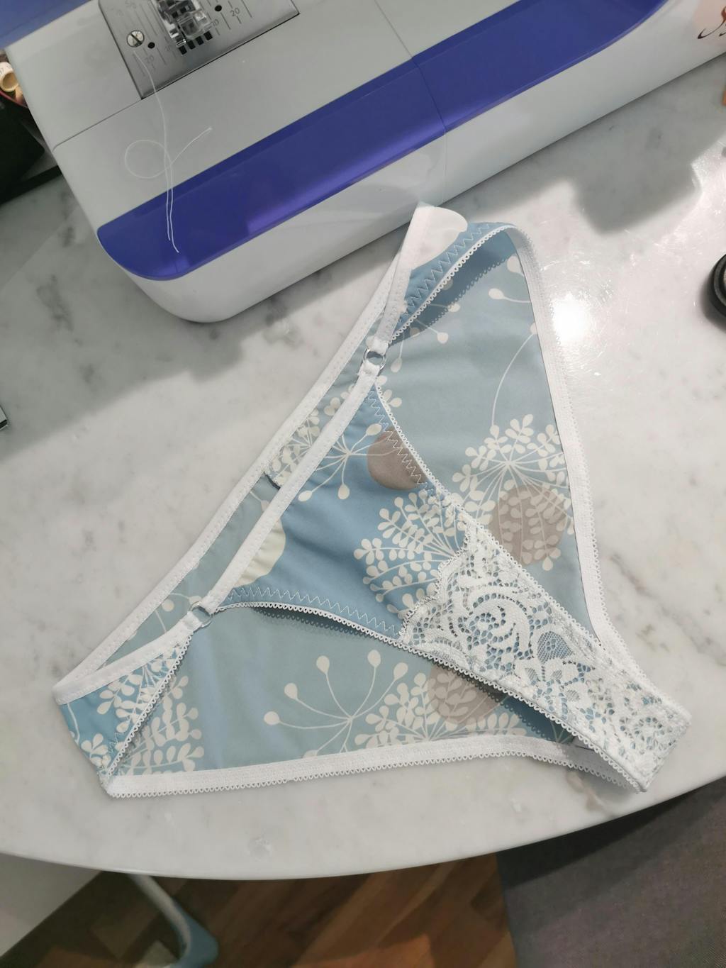 Bikini Panties "Luxe" Sewing Pattern – Beginner Friendly DIY Project