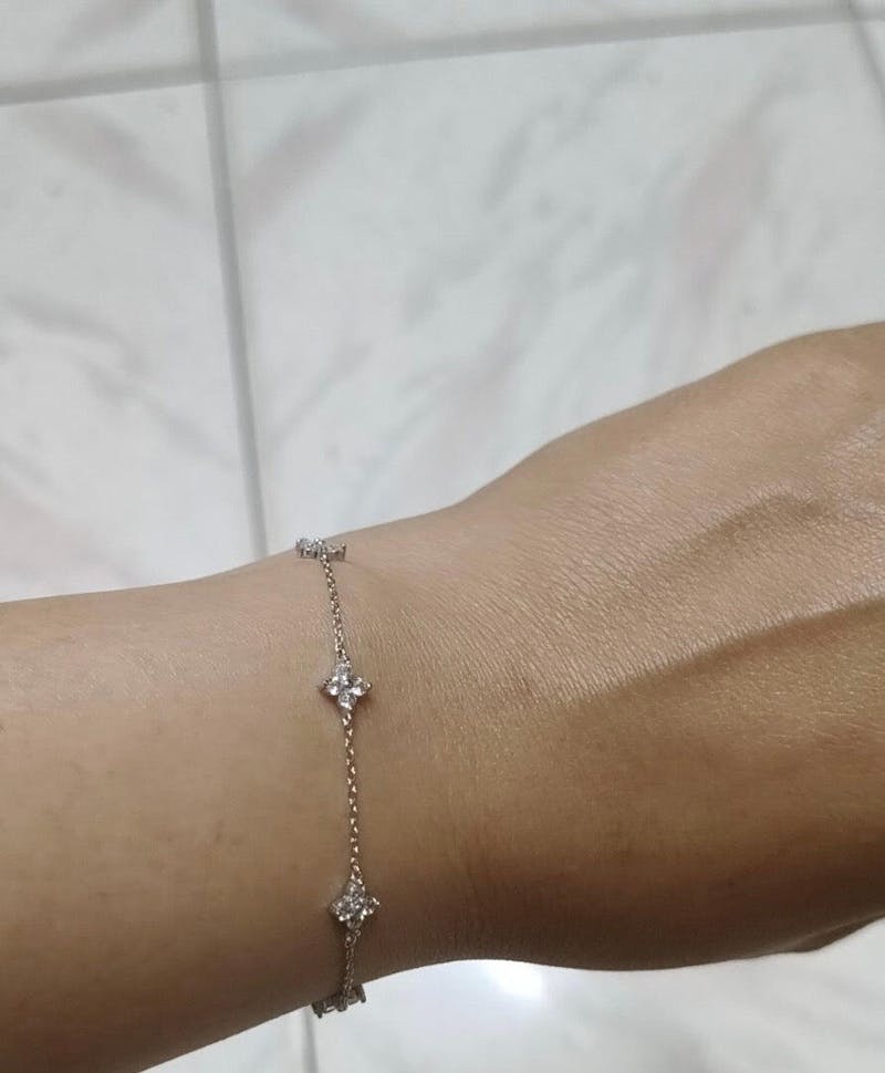 Cecie Four-Leaf Clover Bracelet in Silver