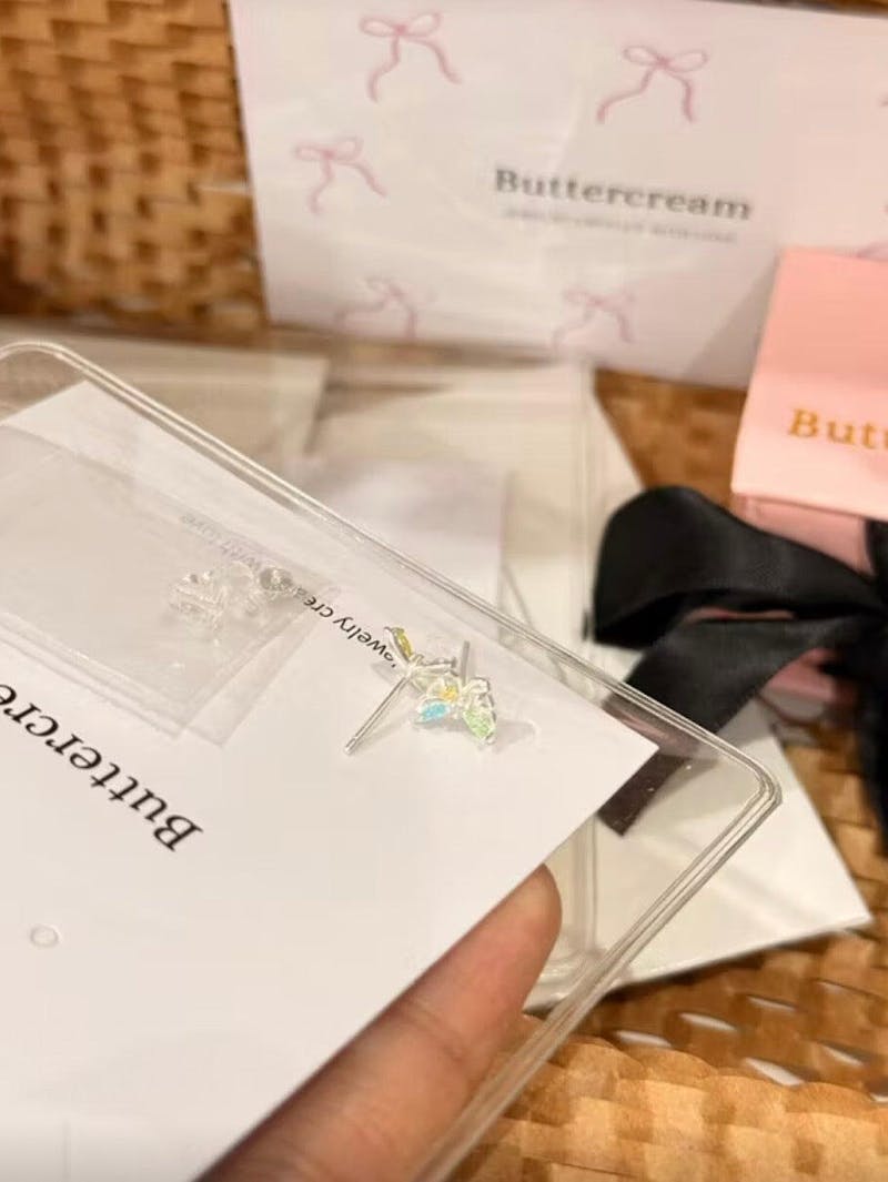 Nabi Butterfly Diamond Simulant Cubic Zirconia Stud Earrings