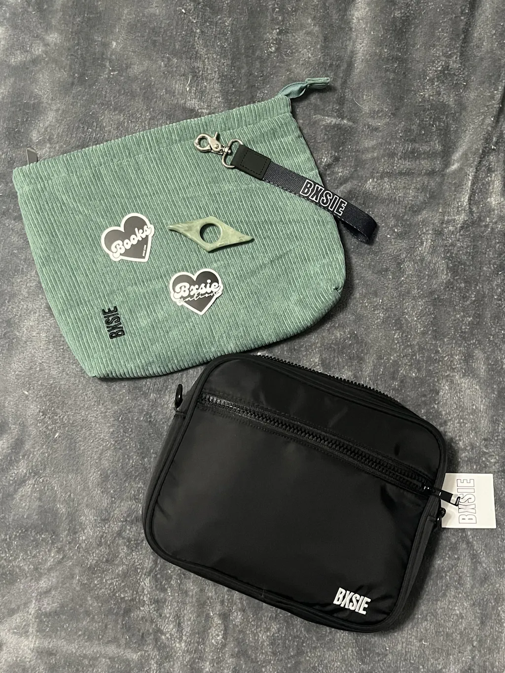 Paperback Book Pouch – Voyager Organizer in Stone – BXSIE