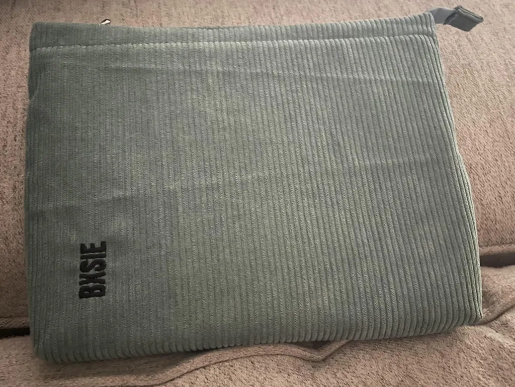 Paperback Book Pouch – Reader Organizer in Latte – BXSIE