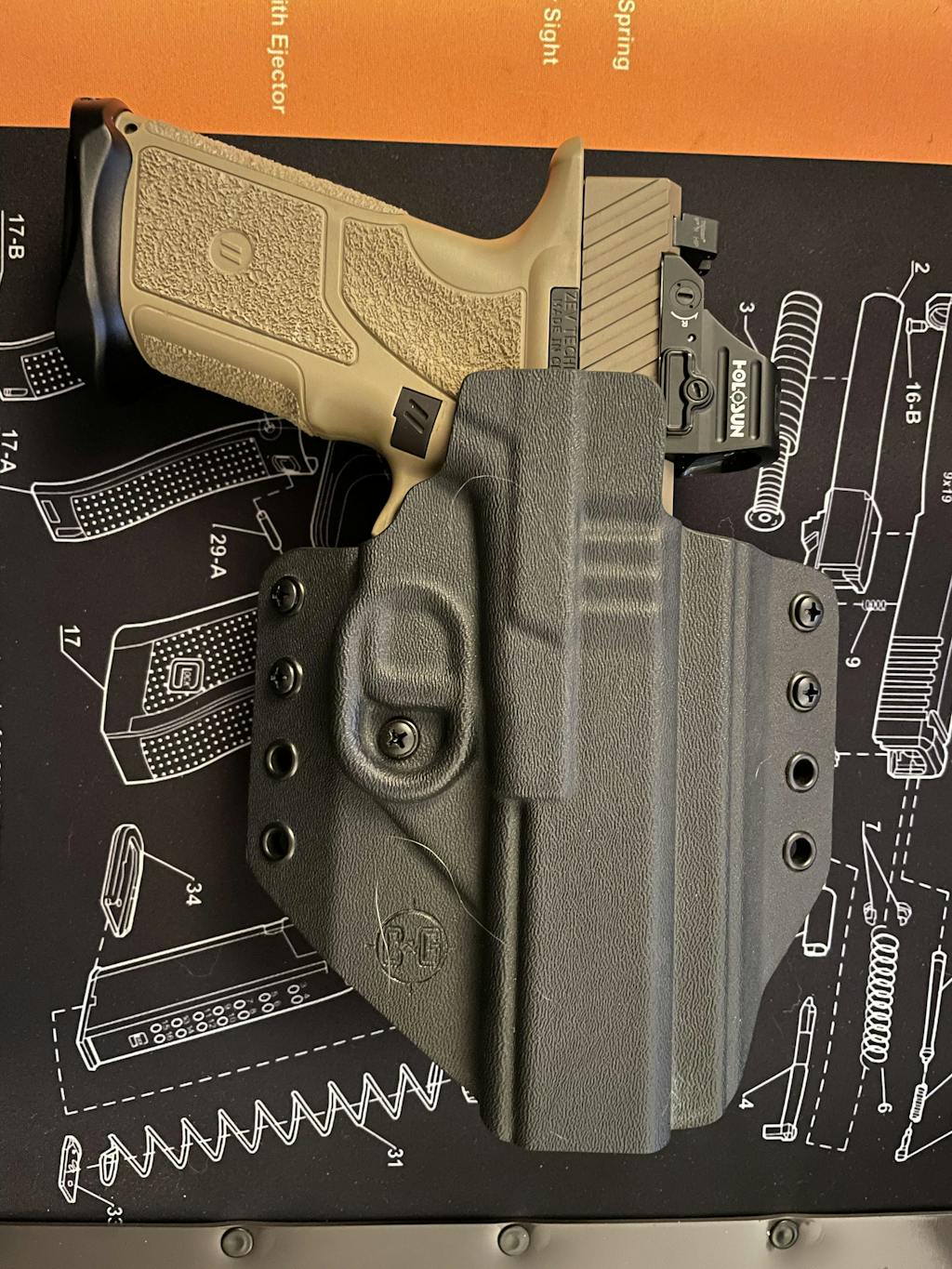 ZEV OZ9 OWB COVERT Kydex Holster CUSTOM C&G Holsters