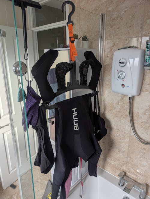 C-Monsta Wetsuit Hanger V2 (UK)