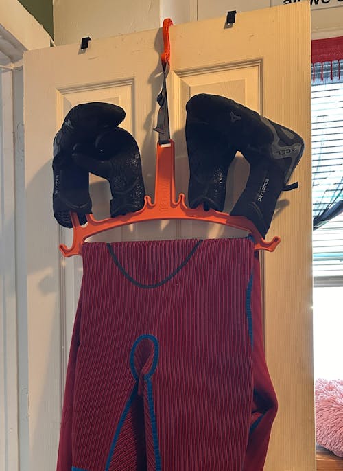 C-Monsta Wetsuit Hanger V2 - Orange (US)