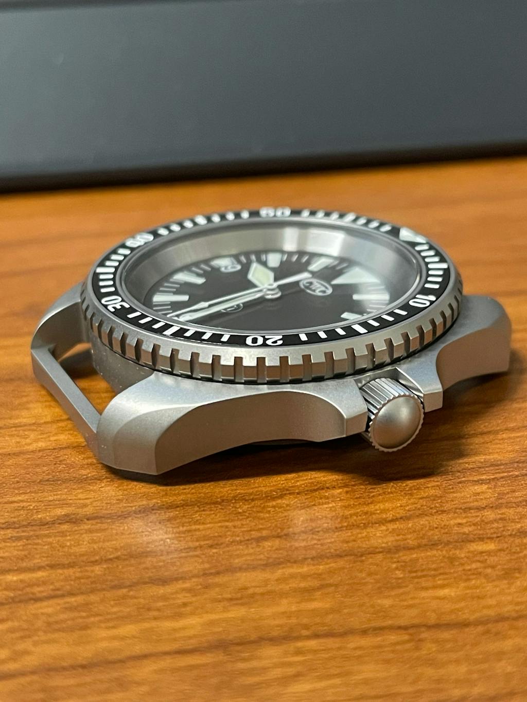 CWC Ti300 Titanium 5 Quartz Divers Watch