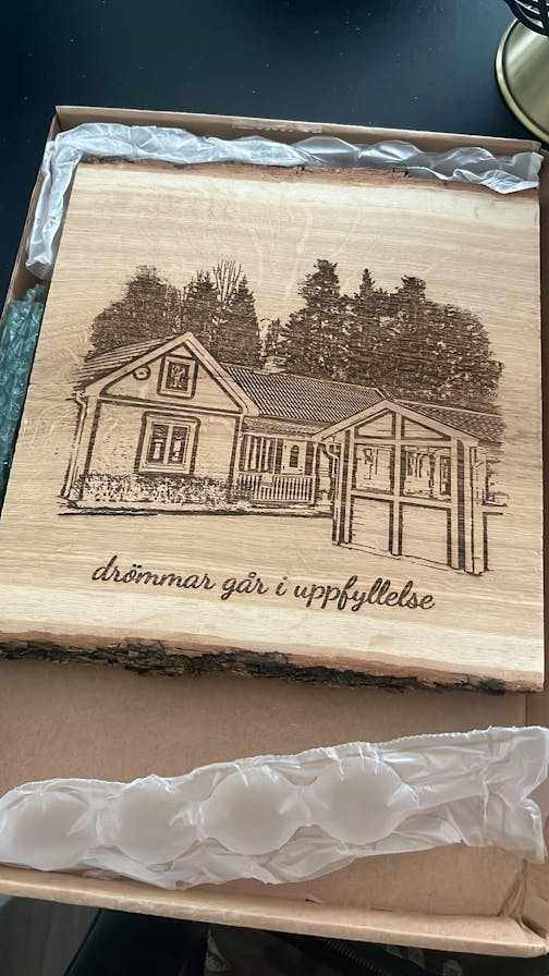 Gepersonaliseerde Pyrografie Kunst - Foto Gebrand op Hout met Schors