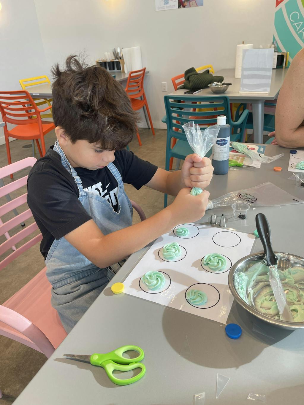 Cake/Cupcake-Decorating Lesson Deposit