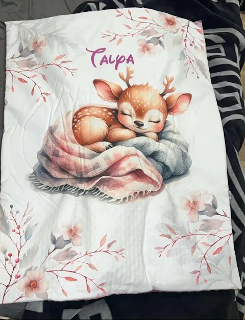Couverture Plaid Bébé | Biche Rose Endormie | 70cm x 95cm | A Personnaliser