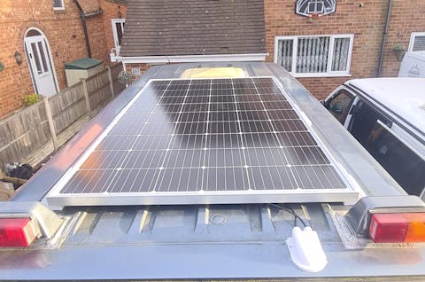 Victron 305 Watt Solar Panel, Victron Smart 100/30 MPPT Solar Charge Controller, Cable, Mounting & Gland. KIT54