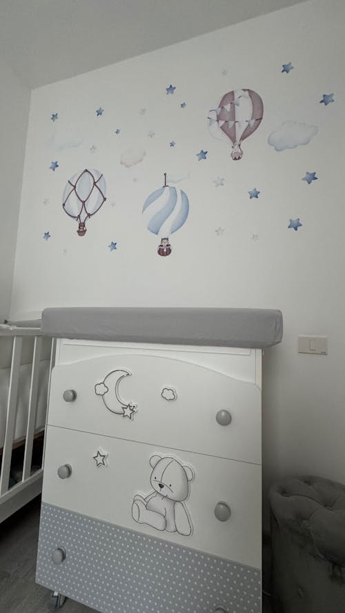 Pachet mobila 4 piese Stella Patut + Saltea + Set Textil Protectie + Comoda