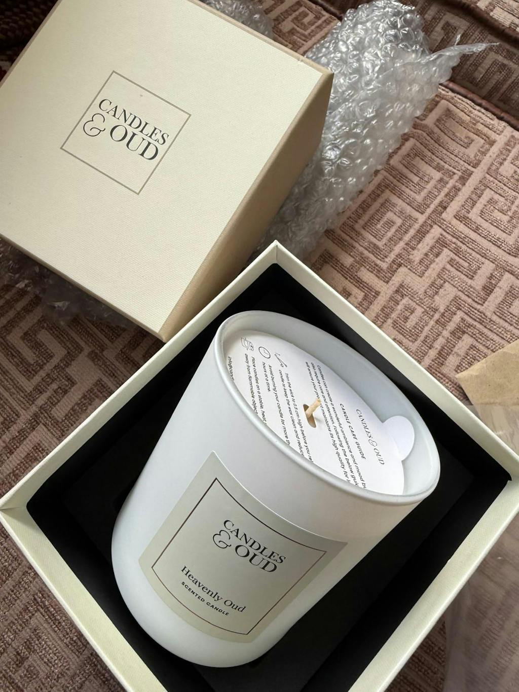 Heavenly Oud Candle