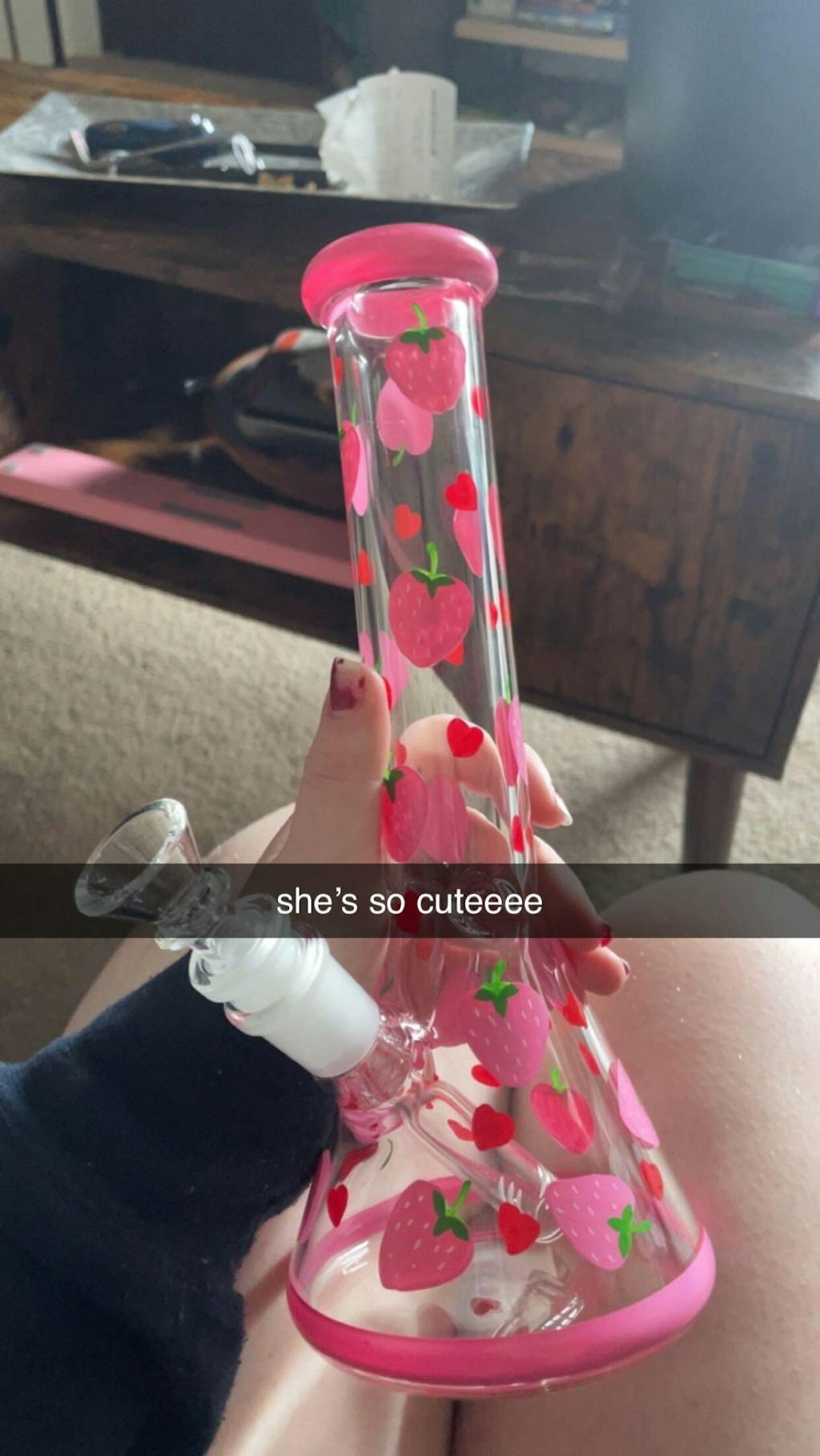 KAWAII STRAWBERRY BONG Canna Style